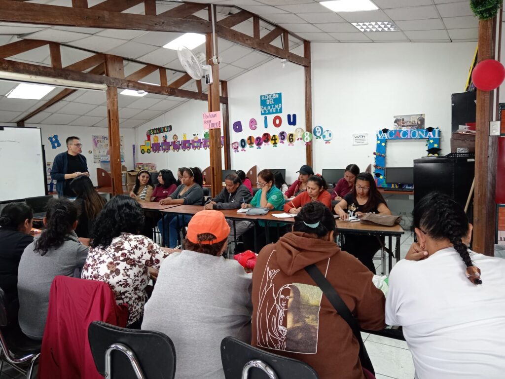 escuela de liderazgo y emprendimiento social - 3